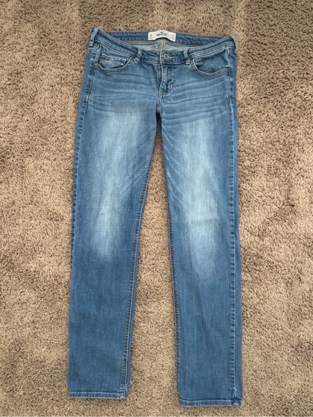 Hollister Women's Skinny Jeans in Light-Medium Blue Wash